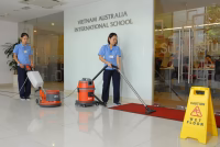 HD Clean là địa chỉ chuyên cung cấp dịch vụ vệ sinh công nghiệp chuyên nghiệp, giá rẻ nhận được nhiều sự lựa chọn của khách hàng. Dịch vụ mang tới nhiều ưu điểm với đội ngũ nhân viên chuyên nghiệp, trang thiết bị hiện đại, tiên tiến, dịch vụ đa dạng, giá cả phải chăng