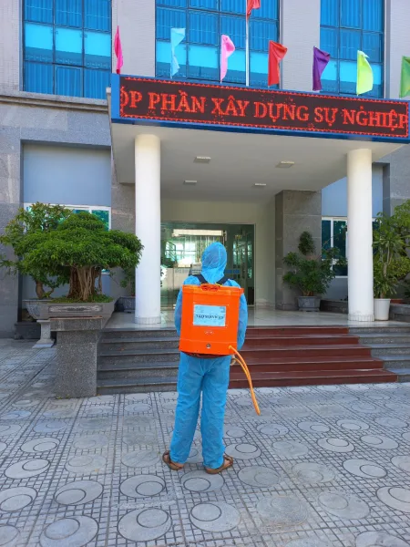 Phun diệt côn trùng, khử trùng, diệt khuẩn